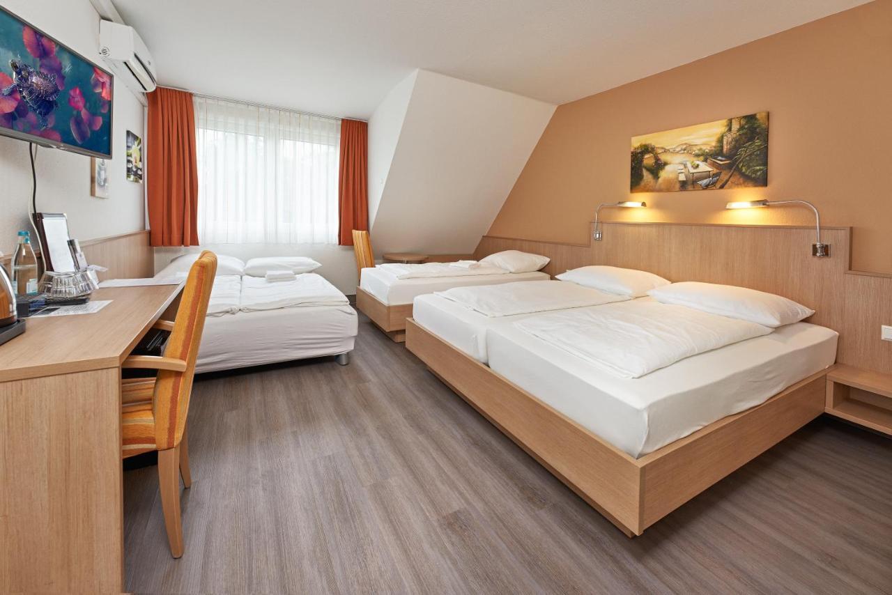 Hotel Touristik Neuenburg am Rhein Extérieur photo
