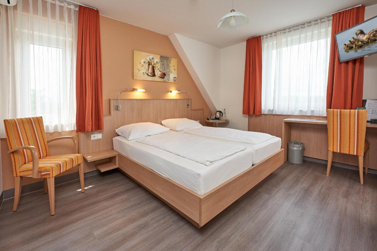 Hotel Touristik Neuenburg am Rhein Extérieur photo